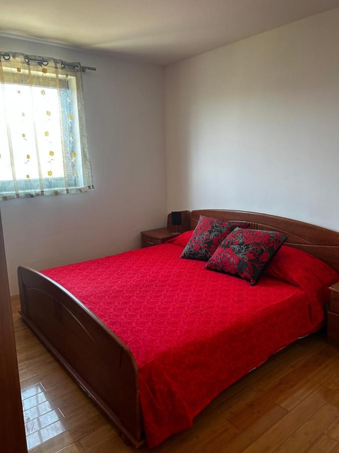 Faresina-Lana Villa Porozina Esterno foto