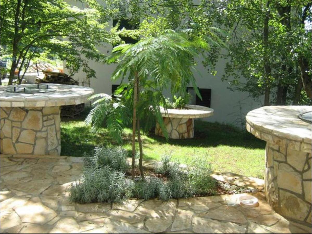 Faresina-Lana Villa Porozina Esterno foto